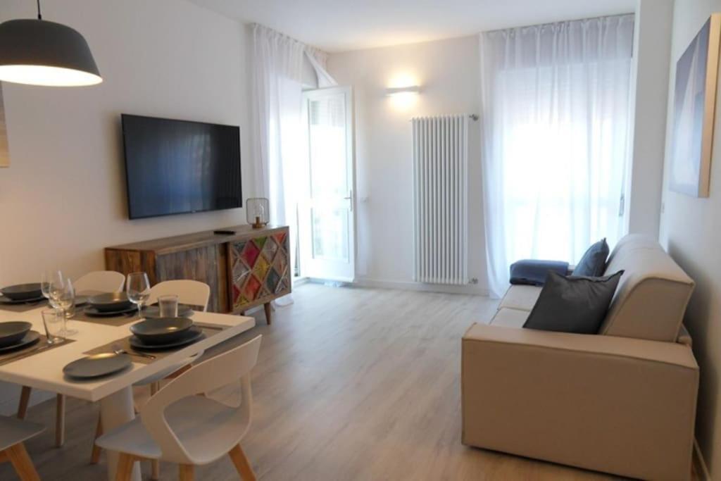 Cosy Apartment With Fantastic View Caorle Extérieur photo